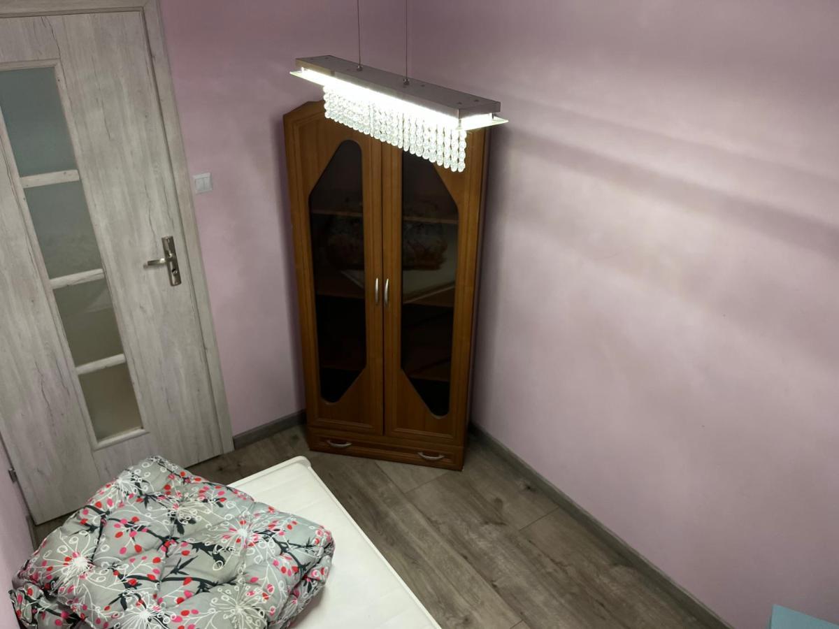 Apartament 75 W Centrum! Okulickiego! Сталова Вола Екстериор снимка